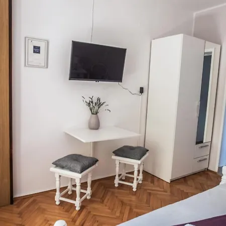 Apartament Studio In With Balcony, Wifi 4819-7 *